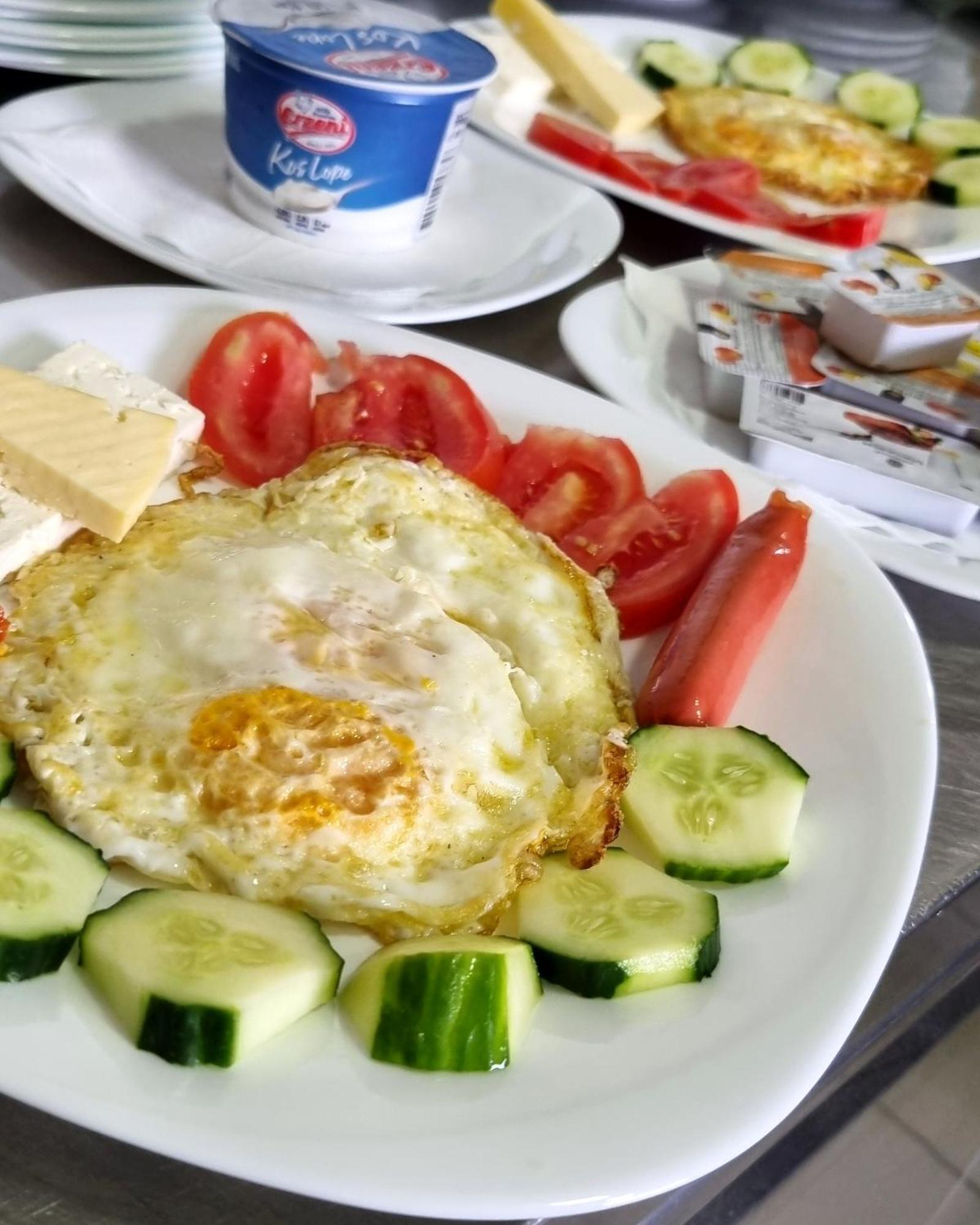Alko Hotel Shkodër Екстериор снимка