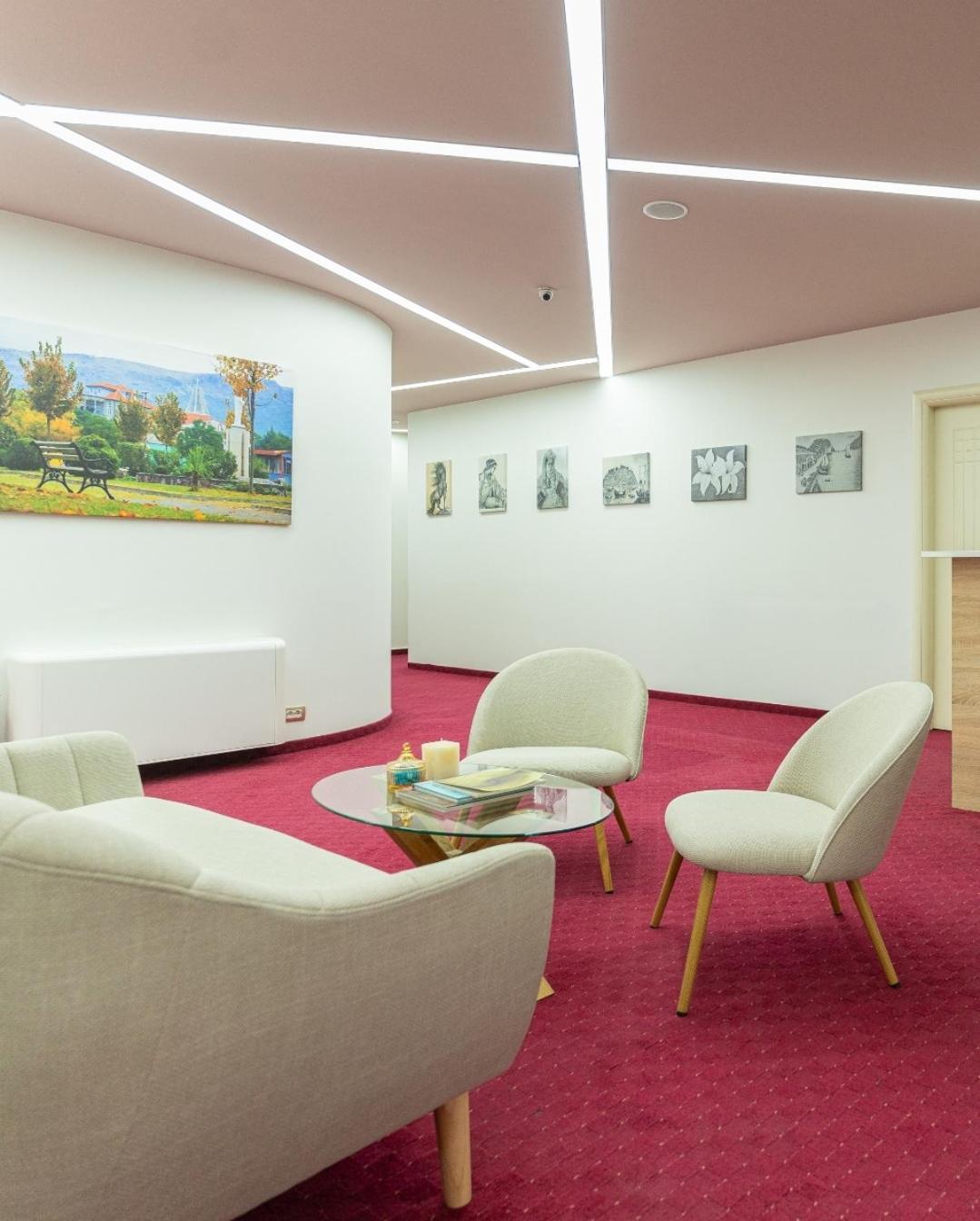 Alko Hotel Shkodër Екстериор снимка