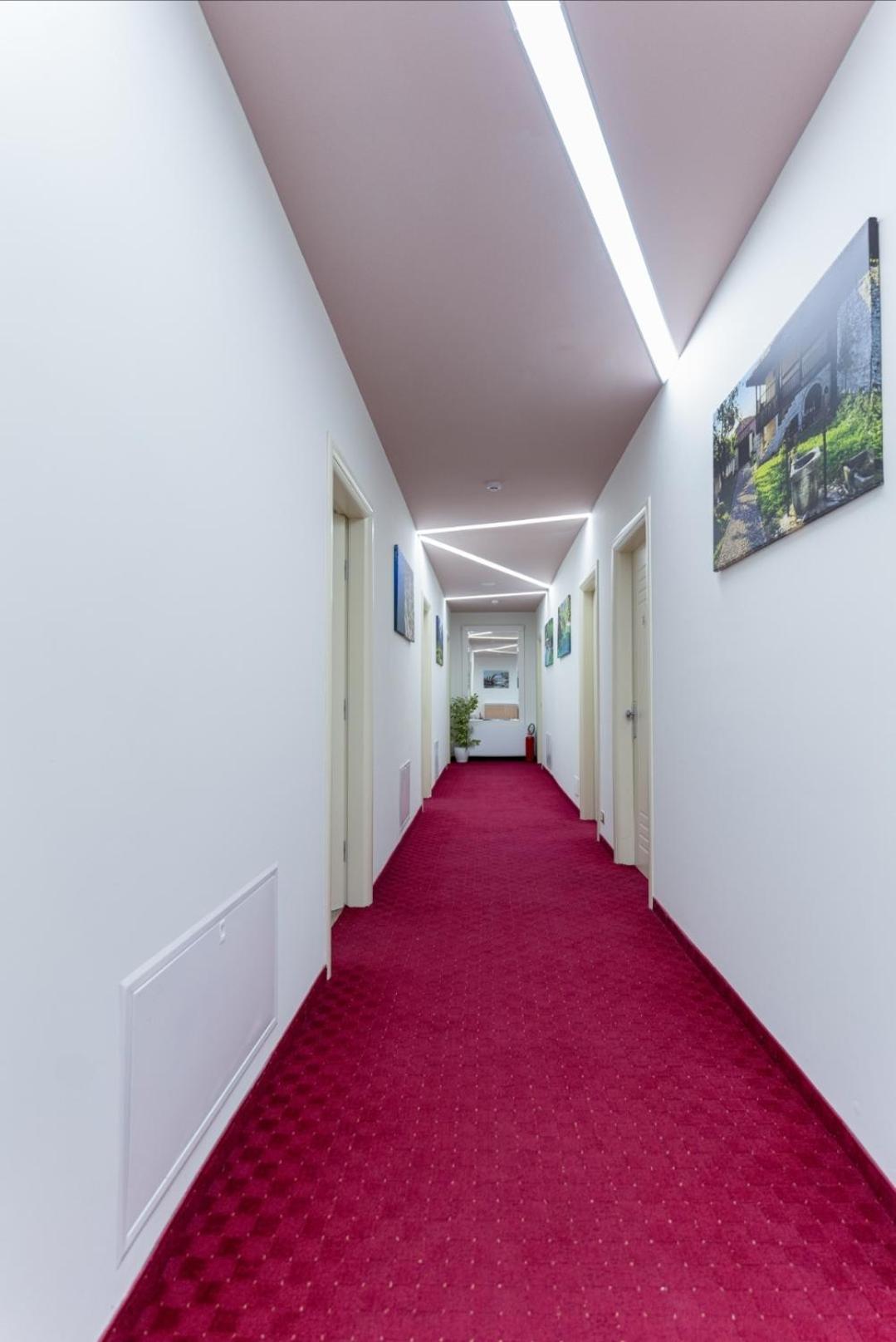 Alko Hotel Shkodër Екстериор снимка