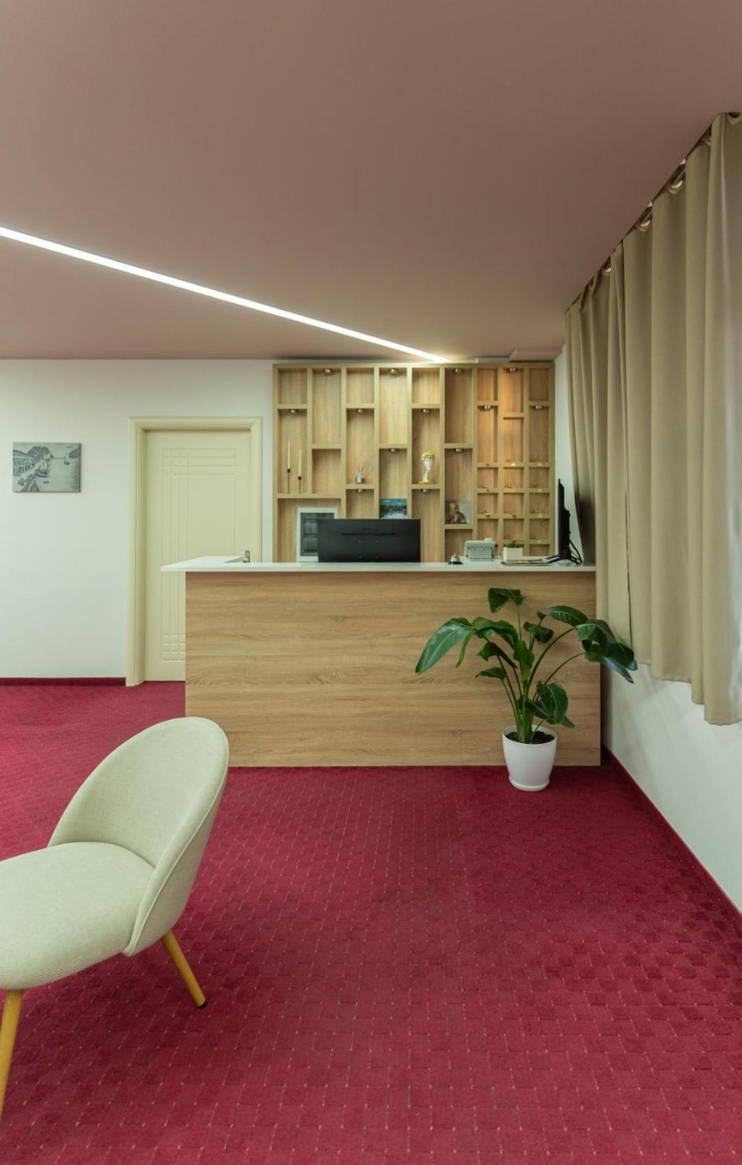 Alko Hotel Shkodër Екстериор снимка