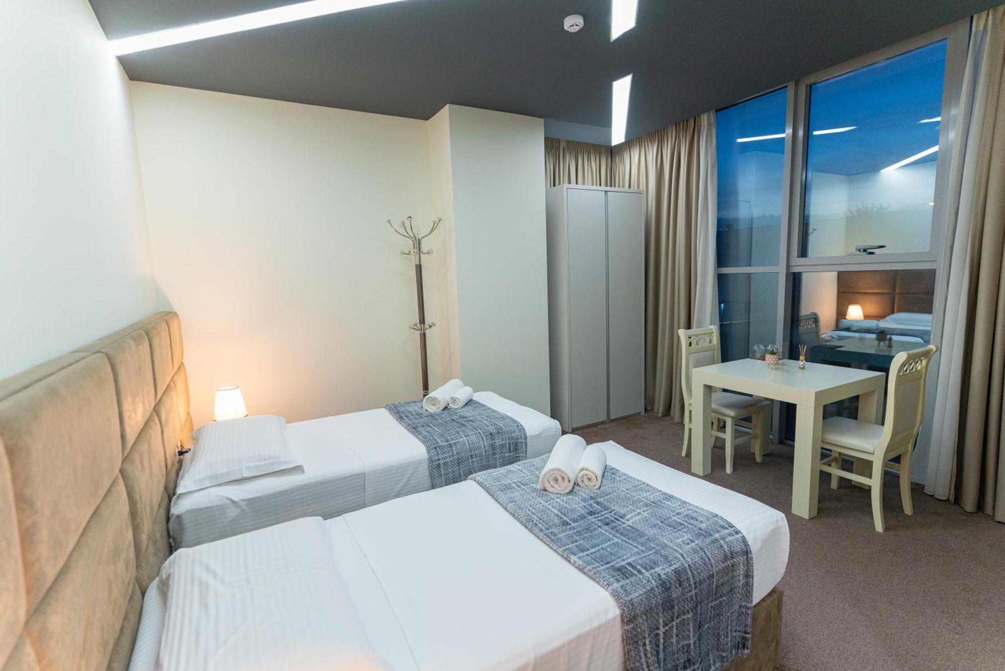 Alko Hotel Shkodër Екстериор снимка