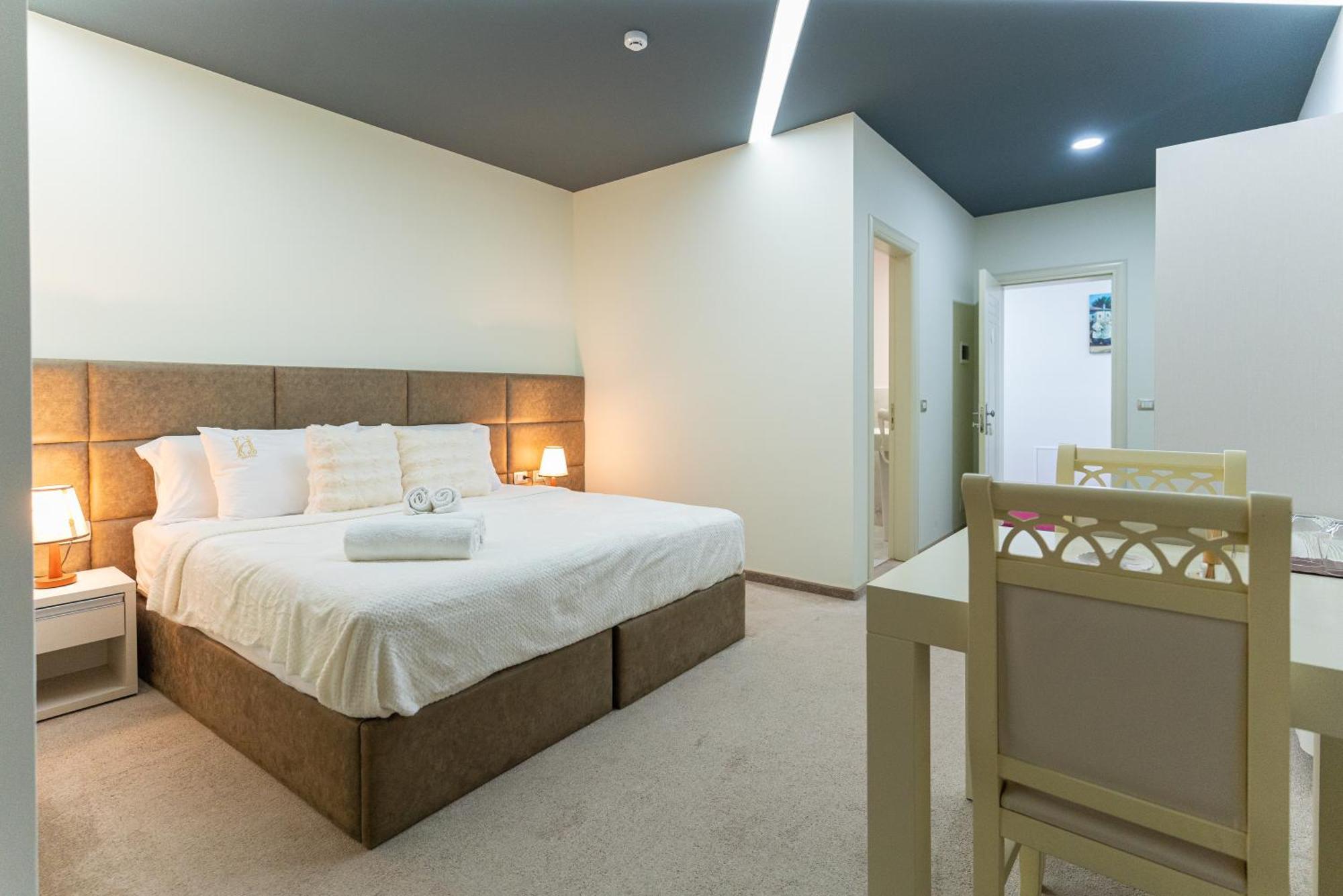 Alko Hotel Shkodër Екстериор снимка