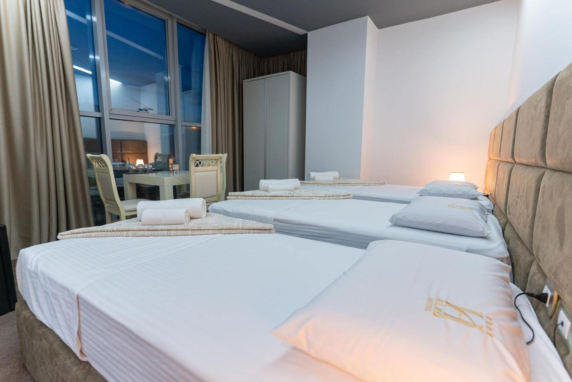 Alko Hotel Shkodër Екстериор снимка